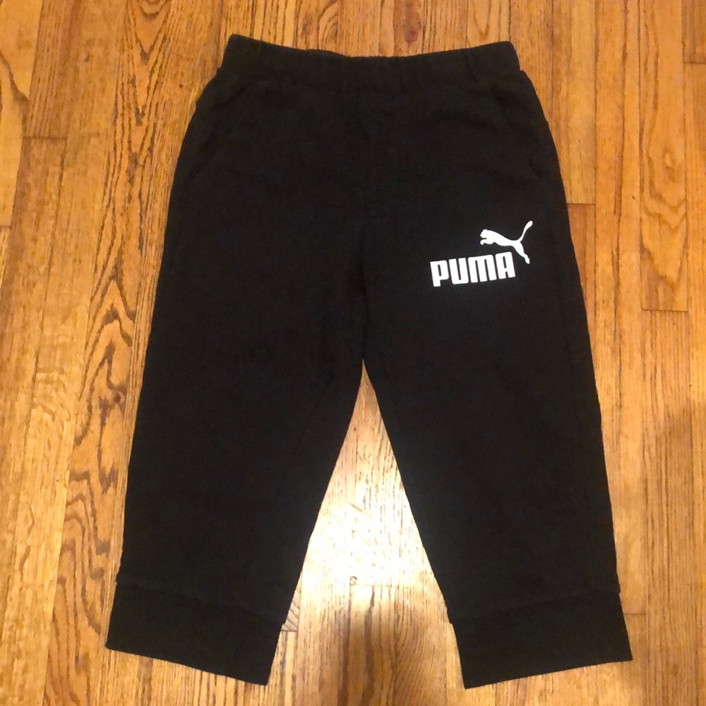 BLACK PUMA CROPPED SWEAT PANTS